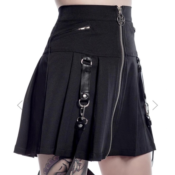 Blaire B*tch mini skirt - Picture 4 of 4